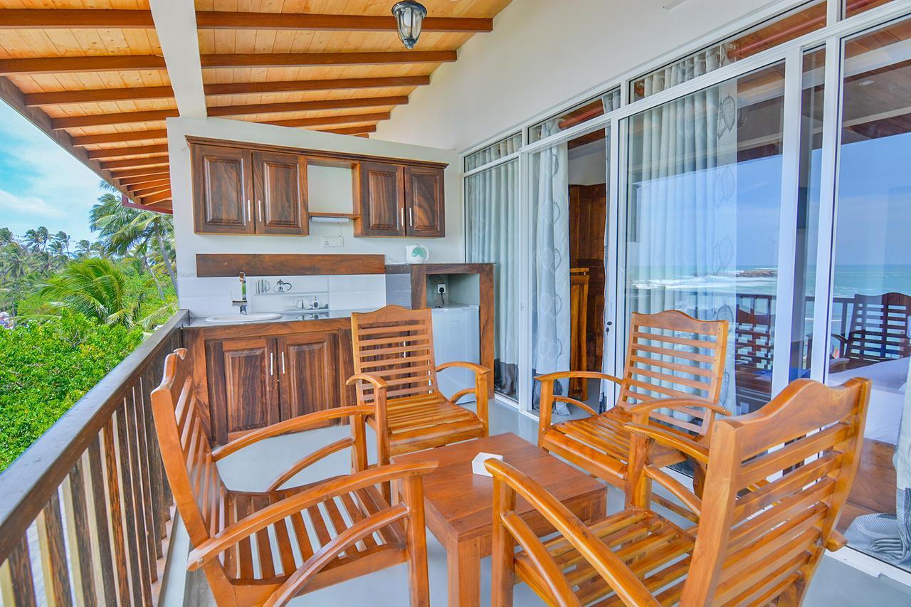 Wave Beach Resort Unawatuna Exterior photo